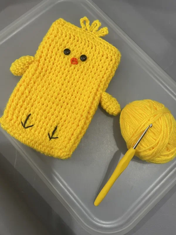 Chick mobile pouch