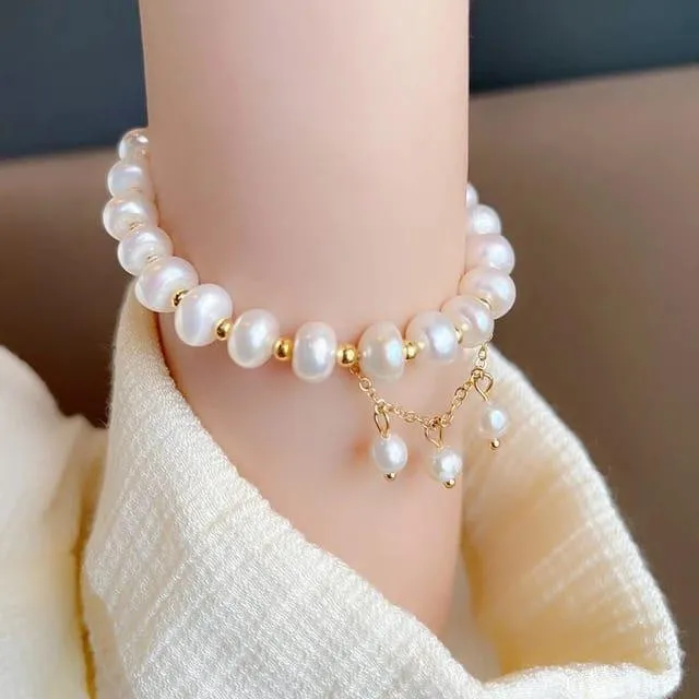 Pearl beaded bracelet