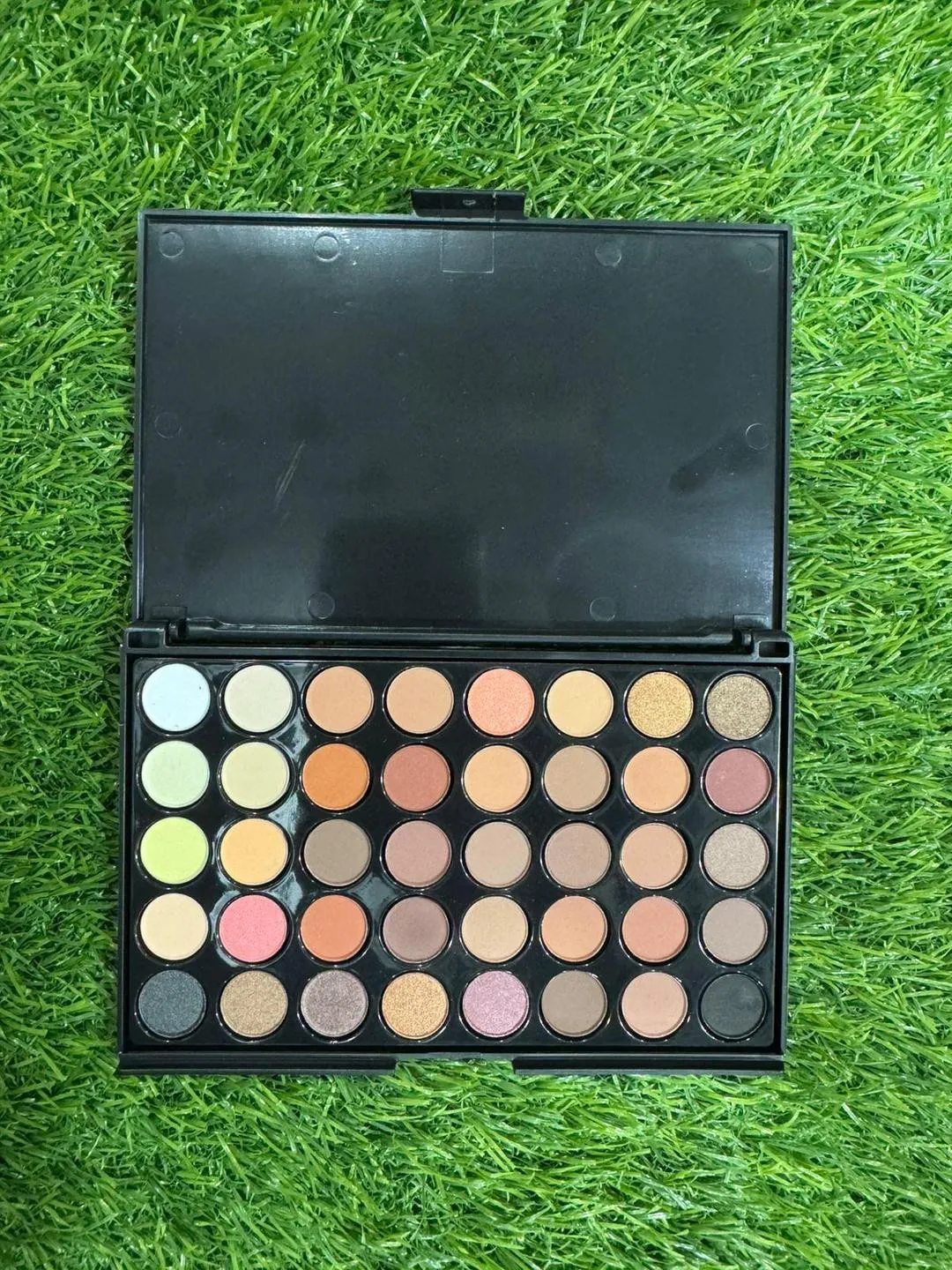 40shades eye makeup kit