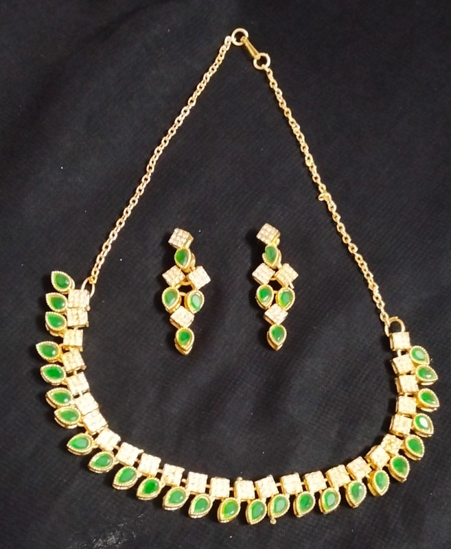 Gold Plated Bottle Green Zircon Set