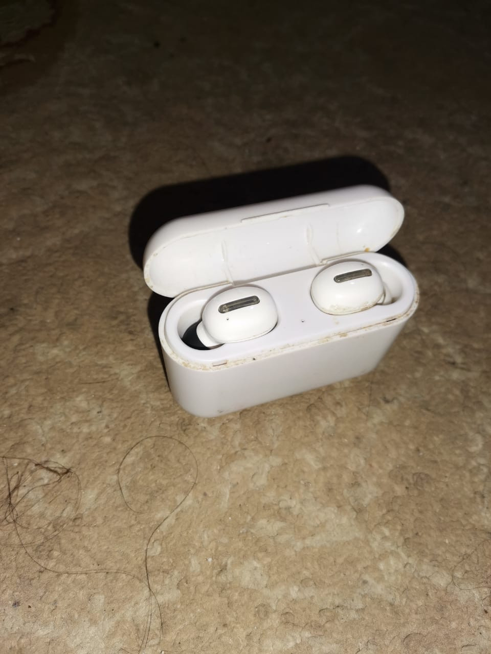 White earbuds