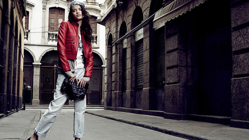 Online Shopping in Lahore: Discover the Best Deals at BrandsValley